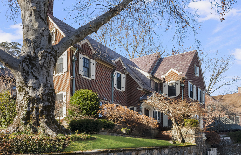 Kira Greene of Compass sells two  properties on Freeman Parkway in Providence, RI totaling $4.795m